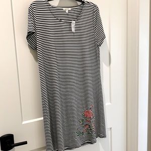Maurices super fun spring/summer dress …. Size medium